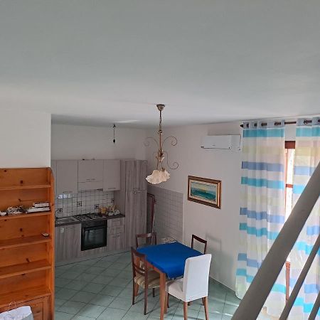 Апартаменты La Casa Di Checco Санта-Мария-ди-Кастеллабате Экстерьер фото