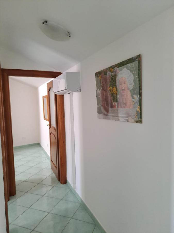 Апартаменты La Casa Di Checco Санта-Мария-ди-Кастеллабате Экстерьер фото
